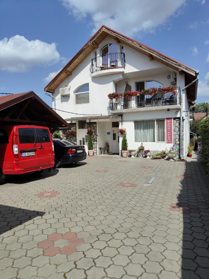 Pensiunea Eli Sibiu Dış mekan fotoğraf