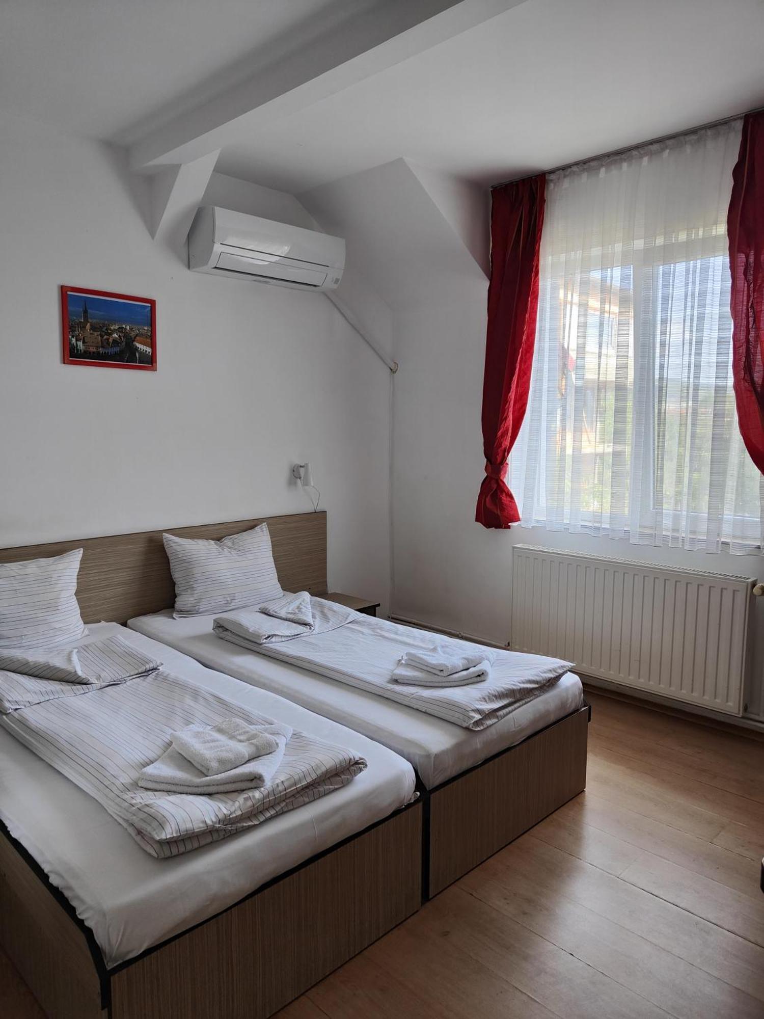 Pensiunea Eli Sibiu Dış mekan fotoğraf